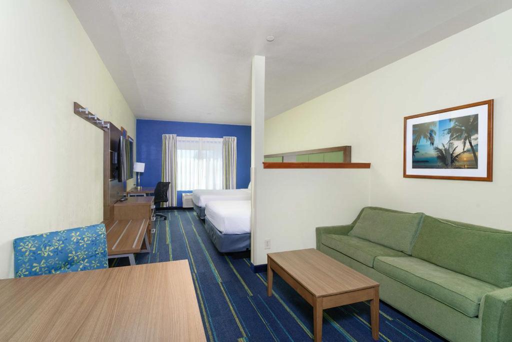 Triple Play Resort Hotel & Suites Hayden Экстерьер фото