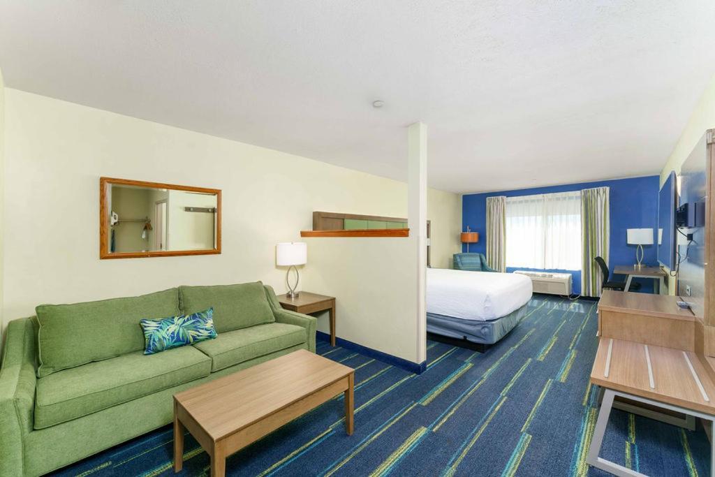 Triple Play Resort Hotel & Suites Hayden Экстерьер фото